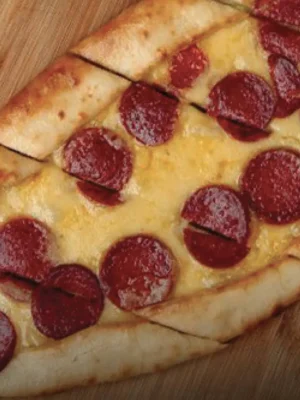Pepperoni Cheese Pide (Chicken)